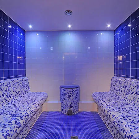 Western Zur Post Otel 4*