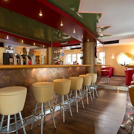 Otel Western Zur Post