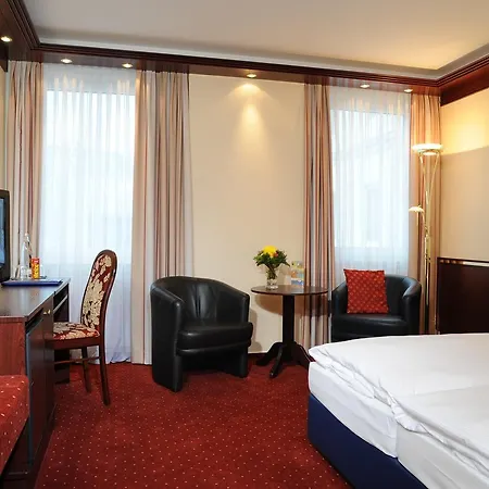 فندق Western Zur Post 4*