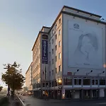 Отель Western Zur Post