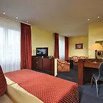 Отель Western Zur Post 4*