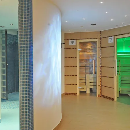 Western Zur Post Hotel 4*