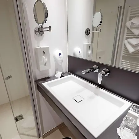 Western Zur Post Отель