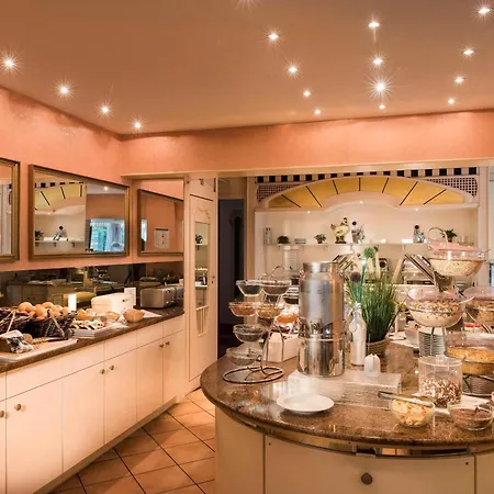 Western Zur Post Hotel 4*