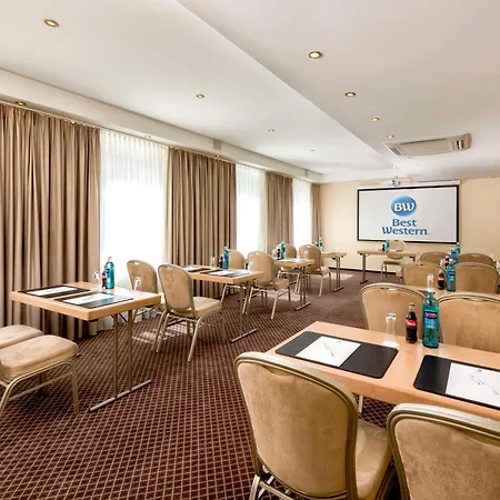 Hotel Western Zur Post 4*