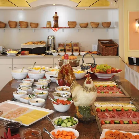 Hotel Western Zur Post 4*