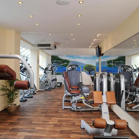 Western Zur Post Hotel 4*