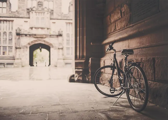 Western Zur Post 4* Bréma