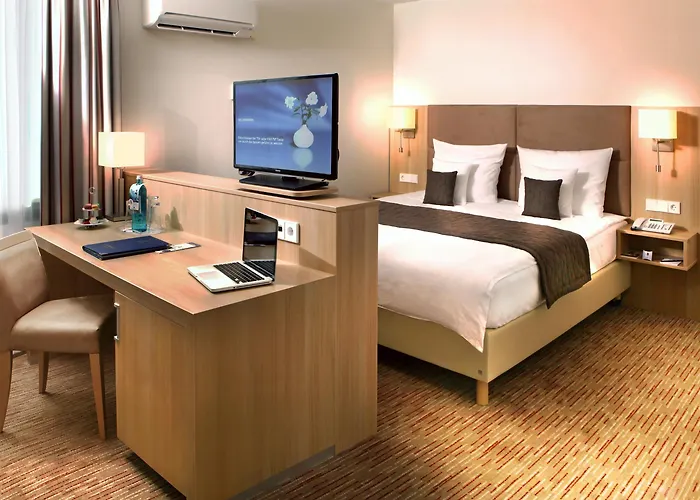 Western Zur Post Szálloda