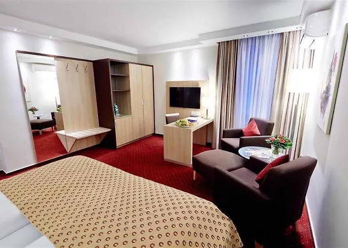 Hotel Western Zur Post 4*