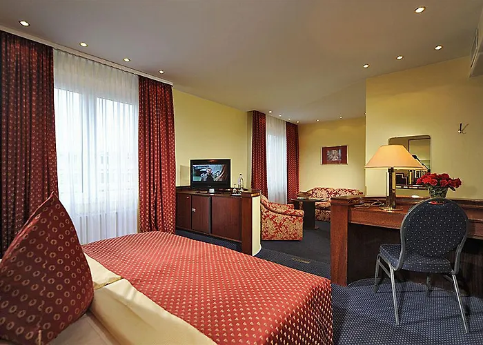 Hotel Western Zur Post 4*